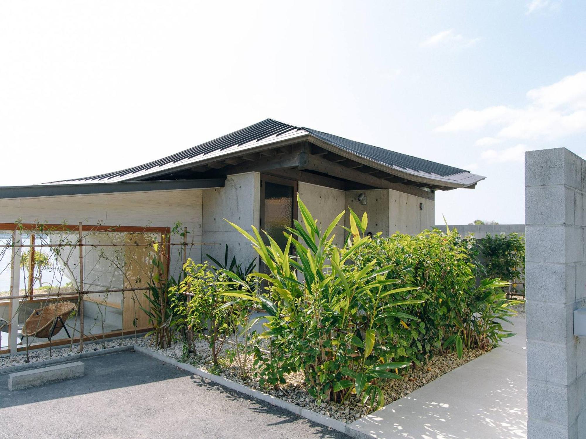 Denpaku The Beachfront Mijora Quần đảo Quần đảo Amami Ngoại thất bức ảnh